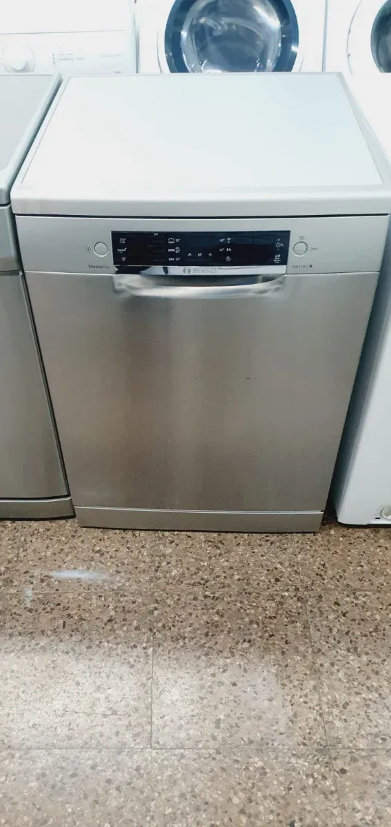 Lavavajillas plateado