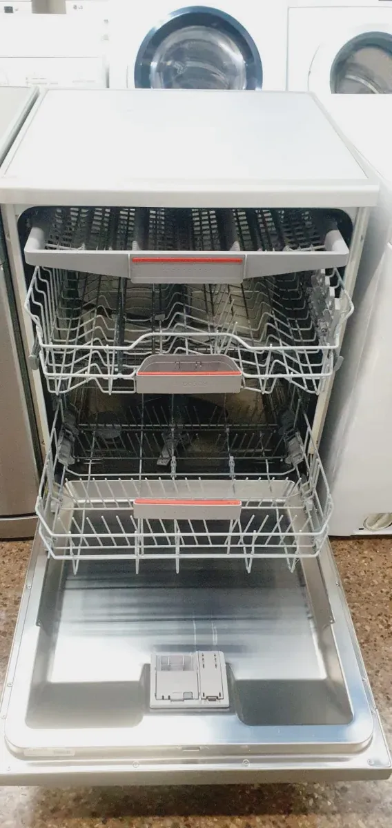 Lavavajillas plateado