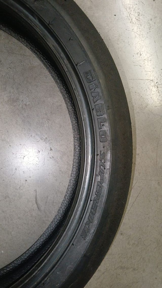 NEUMATICO 120/70/17 PIRELLI DIABLO SUPERBIKE