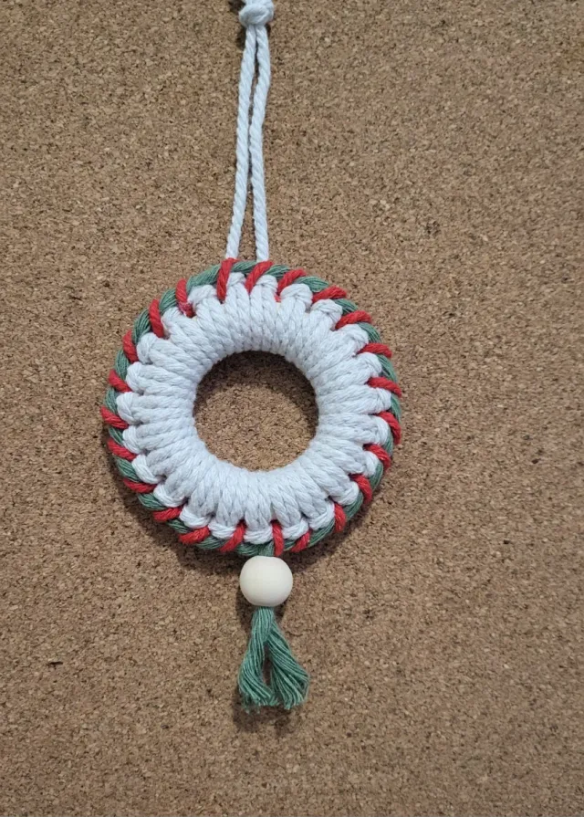 Adornos Navideños Macramé Hechos a Mano