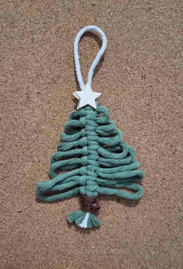 Adornos Navideños Macramé Hechos a Mano
