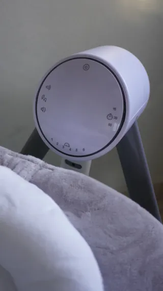 Mecedora Columpio Eléctrico Bebé Ingenuity