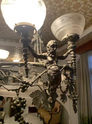 Lámpara de techo antigua forjada