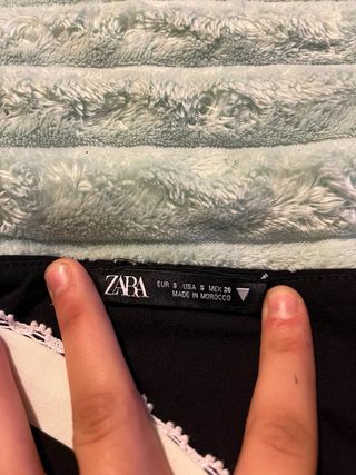 Top banda Zara blanco y negro