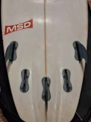 Tabla Surf Slash 5,8 + Quillas FCS + Funda Dakine