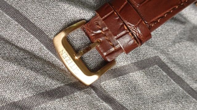 Reloj Citizen C7 Automático NH8390 Marrón/Dorado