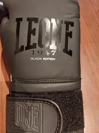 Guantes de boxeo Leone 1947 10oz. Mujer