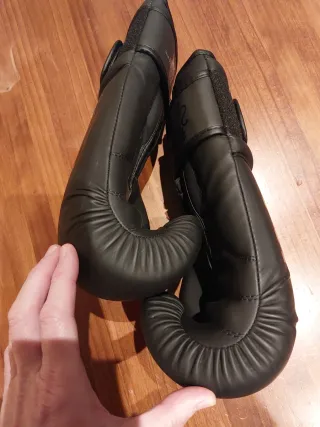 Guantes de boxeo Leone 1947 10oz. Mujer