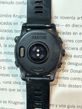 Garmin Forerunner 255 Music Negro - Pantalla Rota.