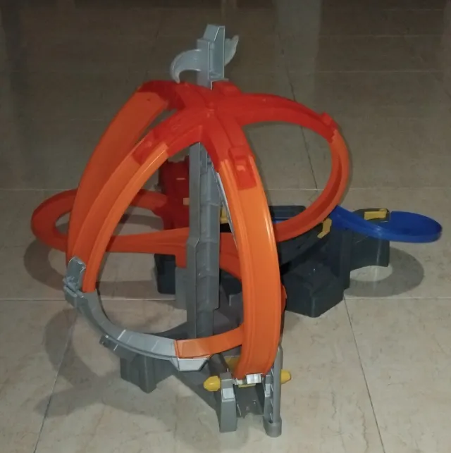 Hot Wheels Pista Spin Storm