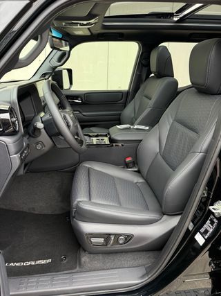 Toyota Land Cruiser 250 2025