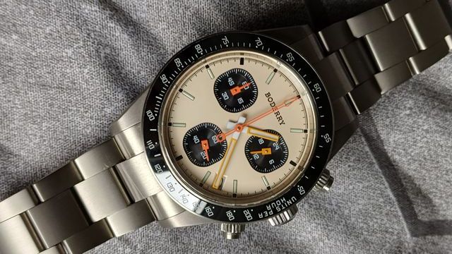 Reloj Boderry Cronógrafo Titanio Beige/Plata