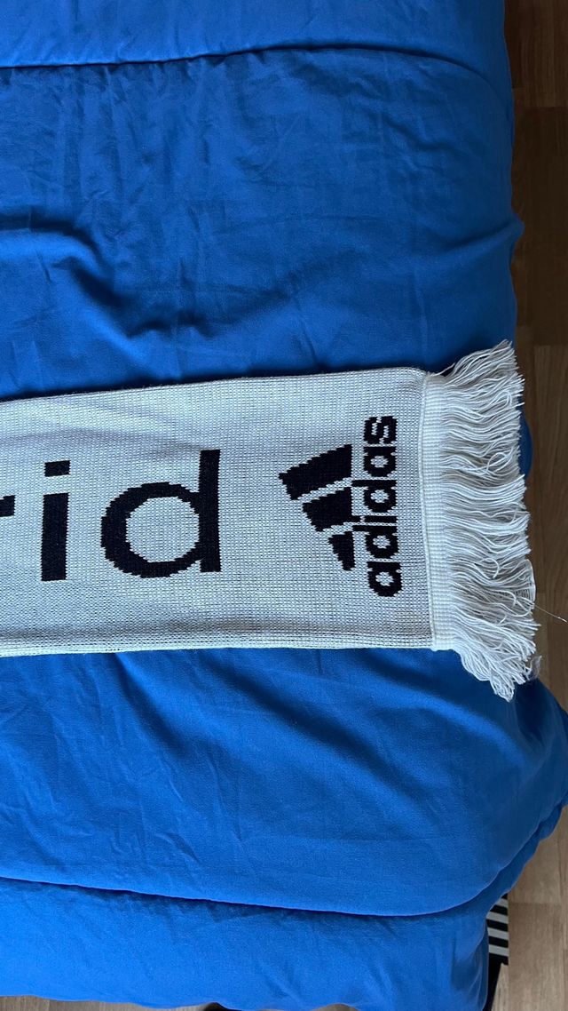 Bufanda Real Madrid Adidas