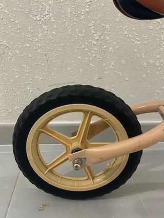 Bicicleta aluminio rosa sin pedales