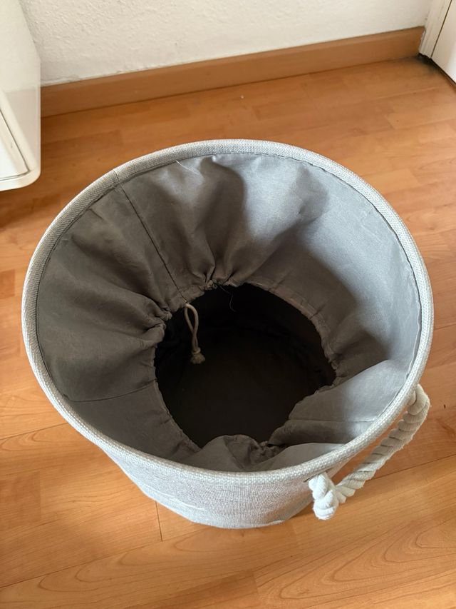 Cesto de ropa para lavar