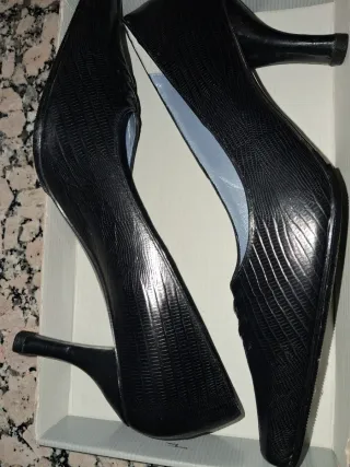 Zapatos de salón piel negros