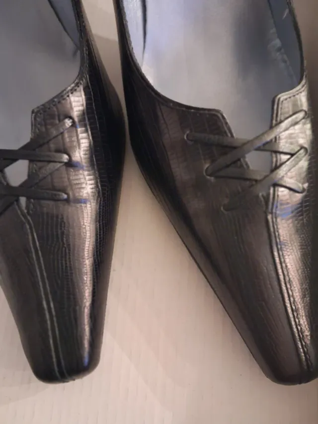 Zapatos de salón piel negros