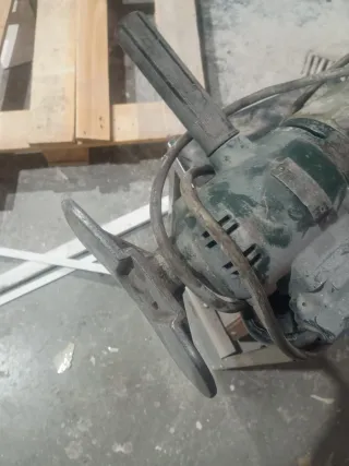 Taladro percutor profesional