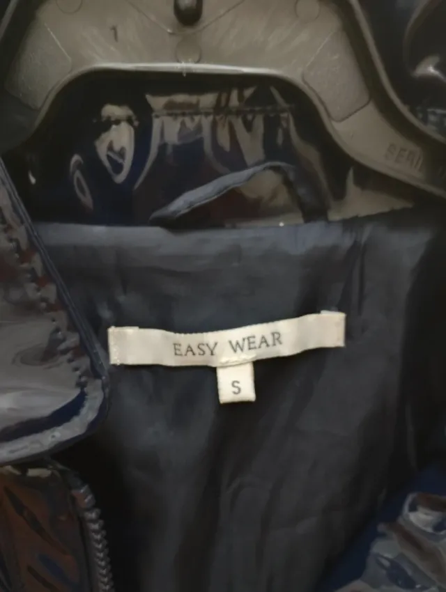 Impermeable charol azul marino