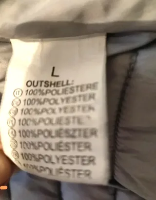 Cazadora acolchada gris plateado