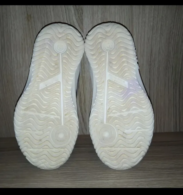 Scarpe da ginnastica rosa, Artengo, numero 26.