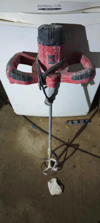 Herramientas y maquinaria de construcción,