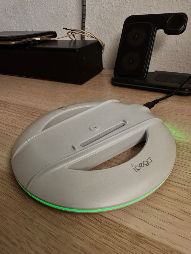 Base Vertical PS5 iPega RGB