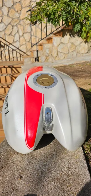 Tanque Gasolina Ducati Monster 1000