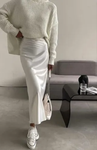 Gonna satinata bianca