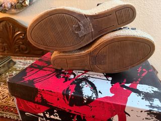 Sandali con zeppa DANE ROSE neri e oro