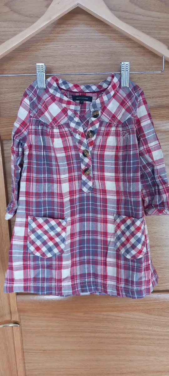 Lote 3 vestidos niña 3años de Tommy hilfiger