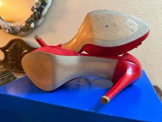 Scarpe con tacco Miss Globo rosse in camoscio