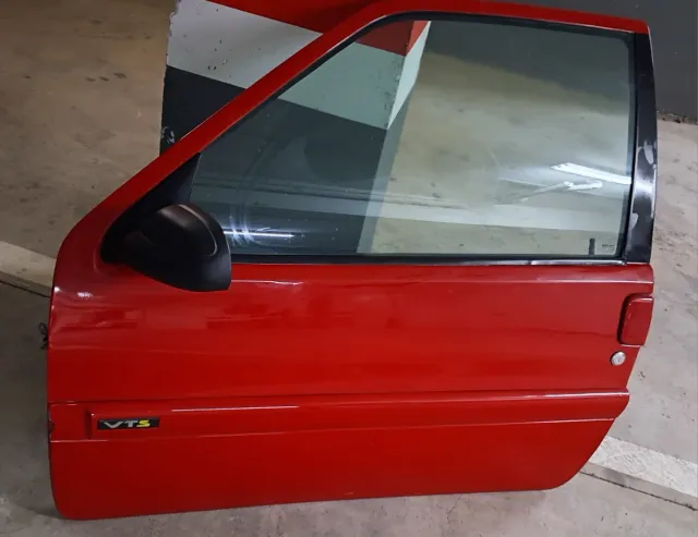 Puerta Izquierda Saxo VTS con Aletín y Espejo