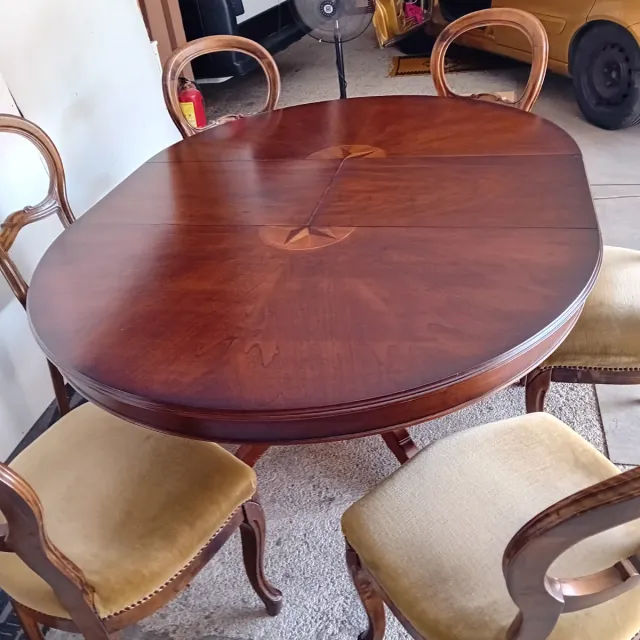 Mesa comedor redonda + 6 sillas