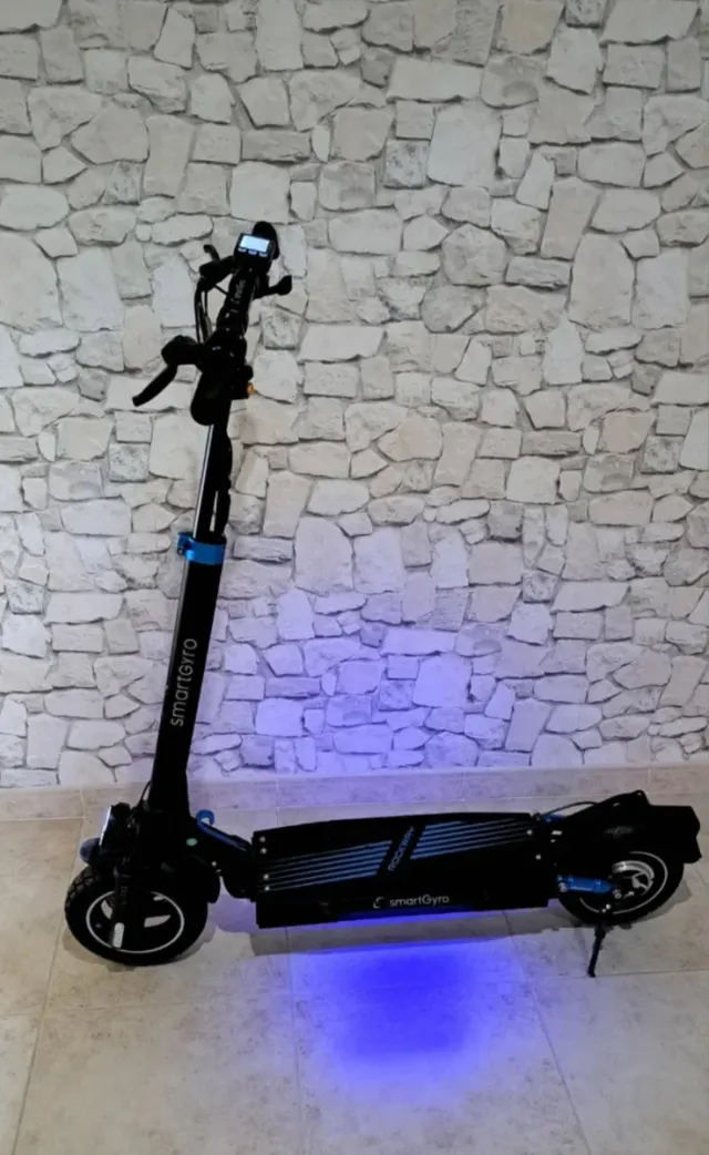 Patinete eléctrico SmartGyro Rockway en buen estad
