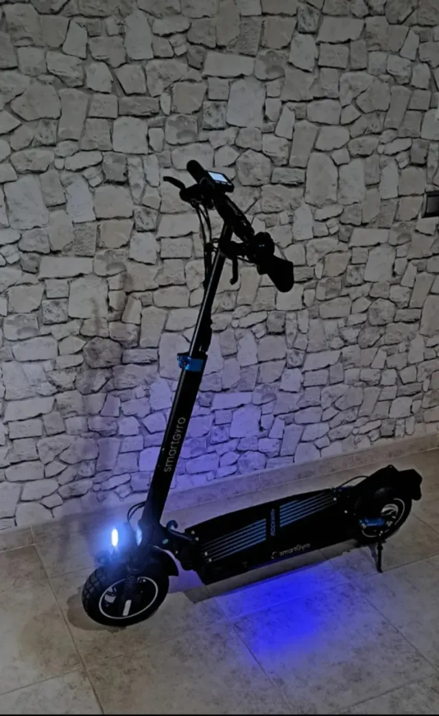 Patinete eléctrico SmartGyro Rockway en buen estad