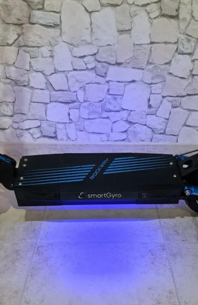 Patinete eléctrico SmartGyro Rockway en buen estad