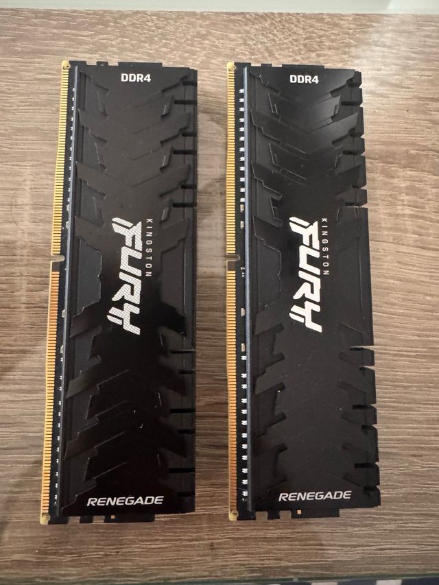 32GB RAM Kingston DDR4 3600MHz CL16