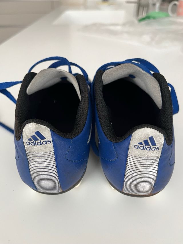 Botas de fútbol Adidas Talla 32