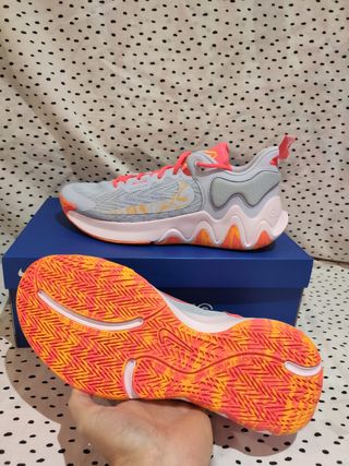 Nike Giannis Immortality 2