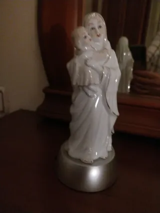 Virgen con luz