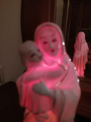 Virgen con luz