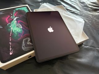 Pad Pro 11 (2018) Wi-Fi + Cellular 64GB Space Gray