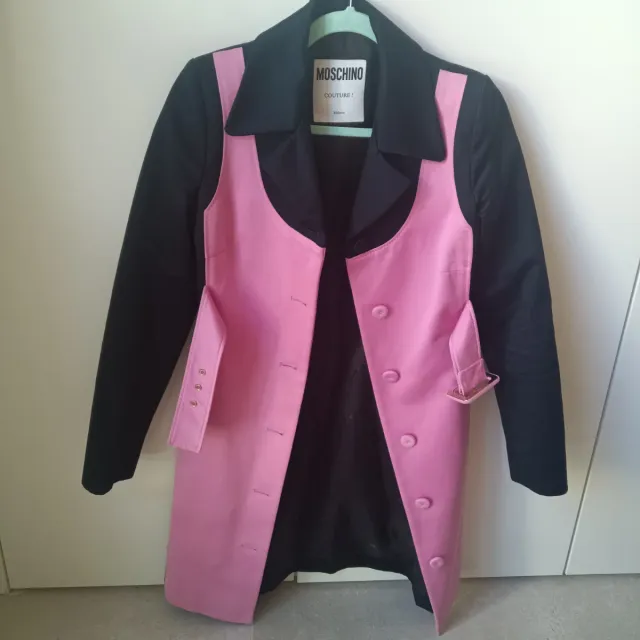 Moschino Couture - Gabardina/Chaqueta Negra Rosa
