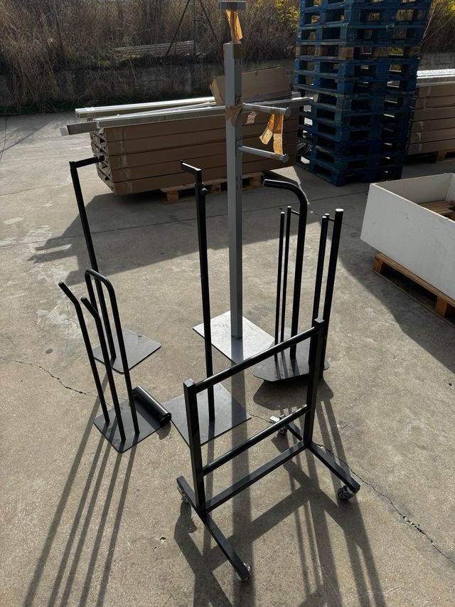 Mueble Perchas Metálico Negro y Gris