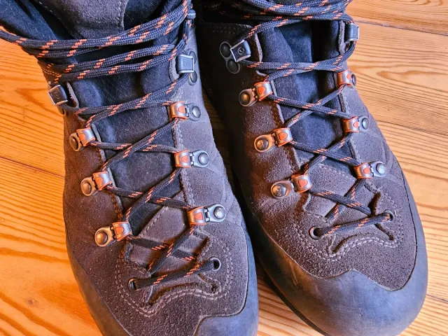 Scarpa Marmolada PRO HD Talla 43.5