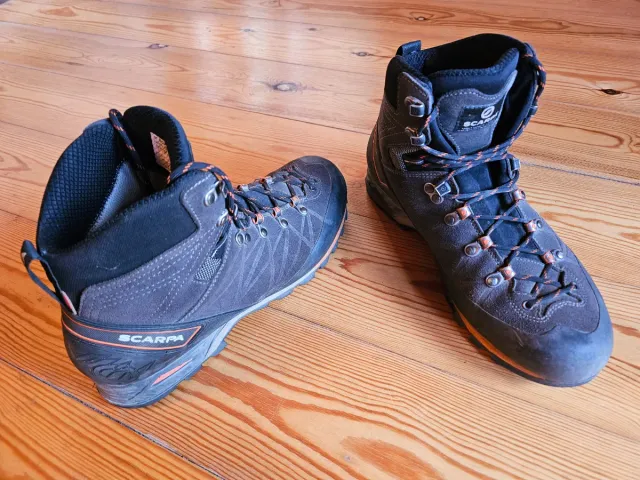 Scarpa Marmolada PRO HD Talla 43.5