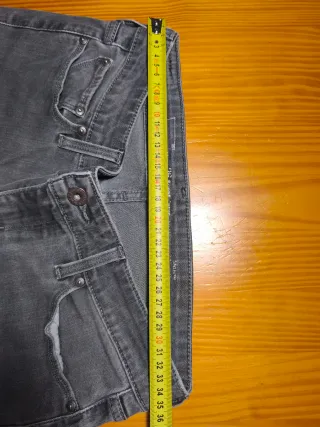 Pantalón Levi's Gris Mujer Slim Fit