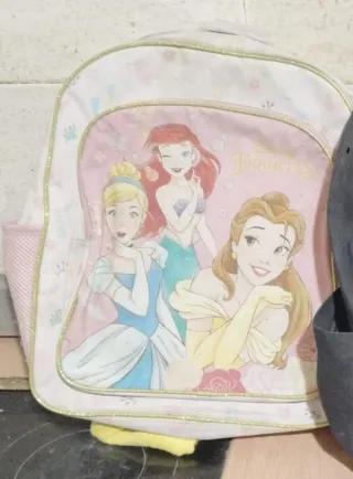 Mochila Disney Princess infantil y en buen estado