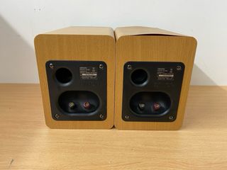 Altavoces Denon SC-M53 Marrones y Dorados